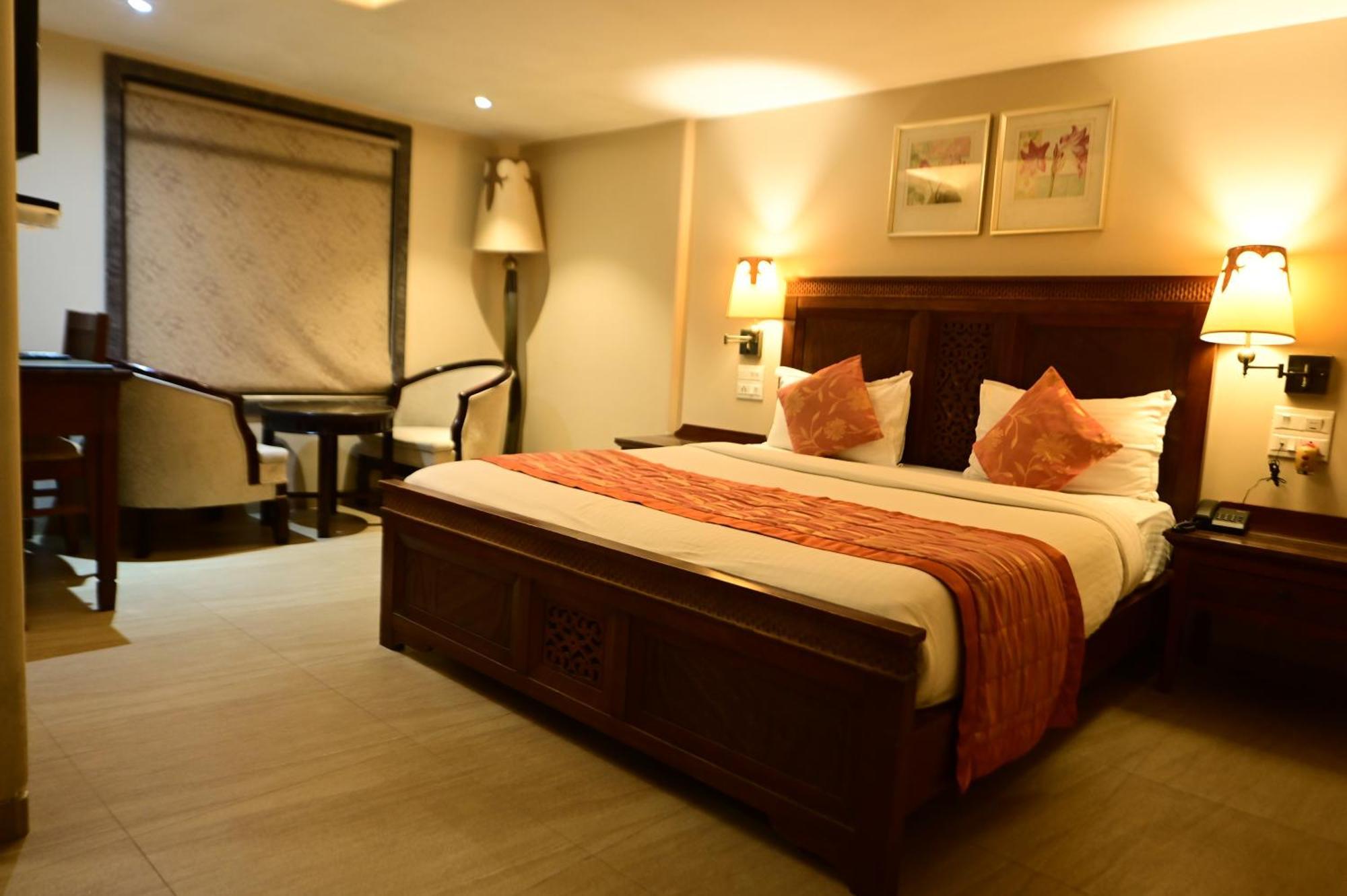 מומביי Hotel Sai Inn מראה חיצוני תמונה